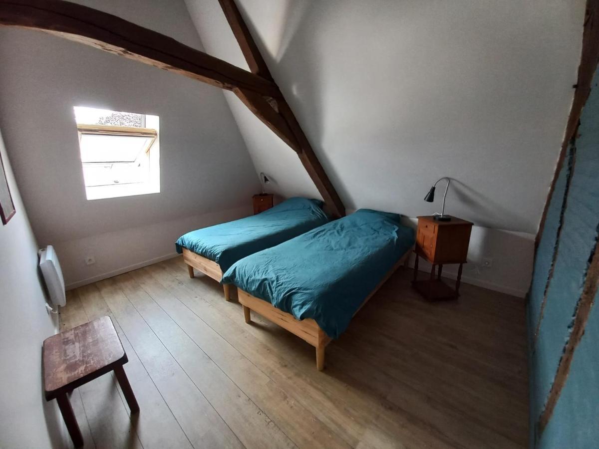 Le Gite Des Geants Le Quesnoy  Exterior photo